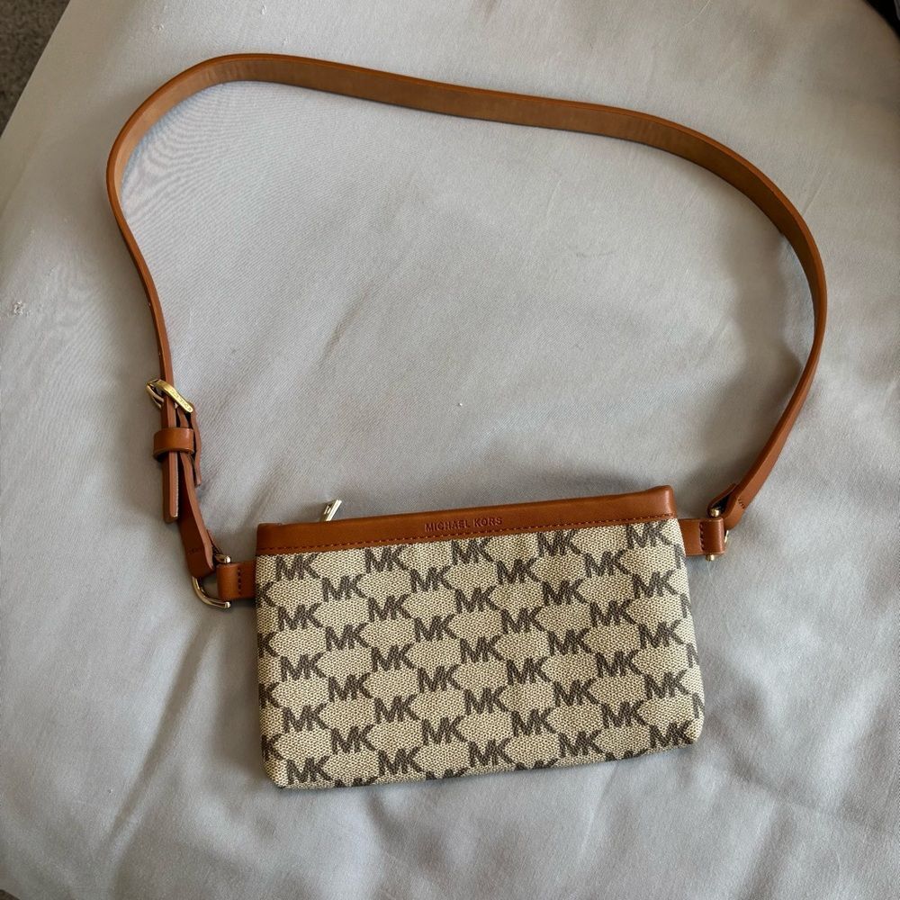 Michael Kors belt bag
